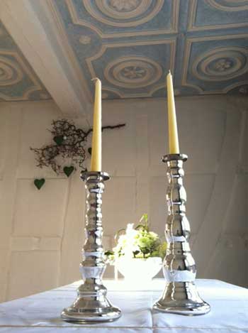 Kerzen im Barocksaal